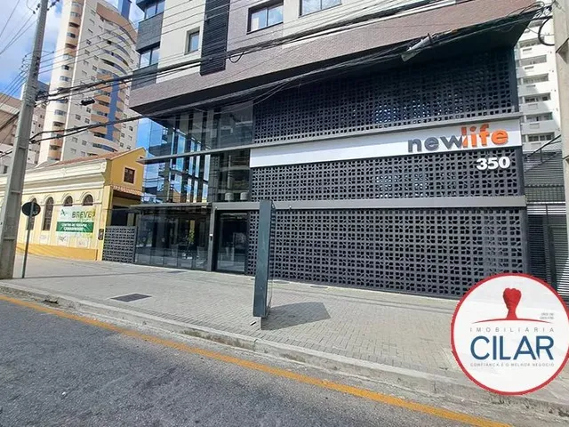 Apartamento 1 quarto e 1 banheiro, para alugar, no bairro Centro em Curitiba