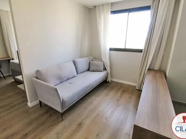 Apartamento 1 quarto e 1 banheiro, para alugar, no bairro Centro em Curitiba