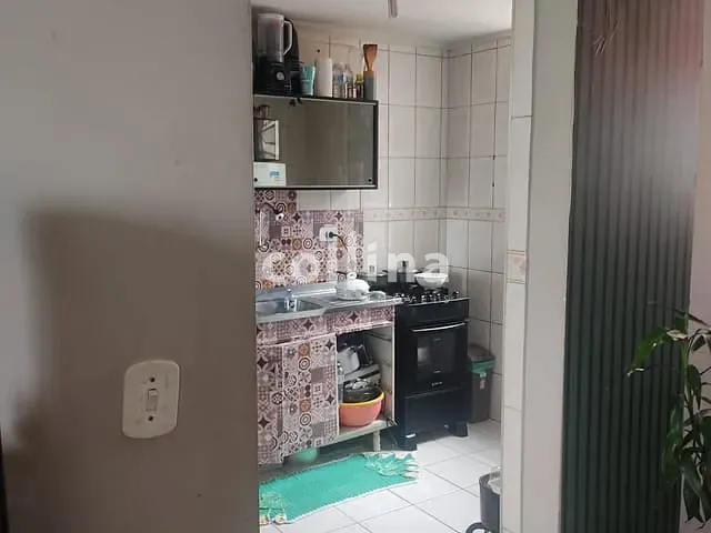 Apartamento 2 quartos e 1 banheiro, à venda, no bairro Conjunto Habitacional Presidente Castelo Branco em Carapicuíba