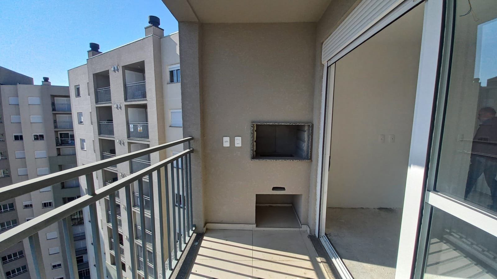 Apartamento à venda no Smart Urban Club, Areal - com 62 m², 2 quartos (sendo 1 suíte), andar alto com sacada e churrasqueira, - 6