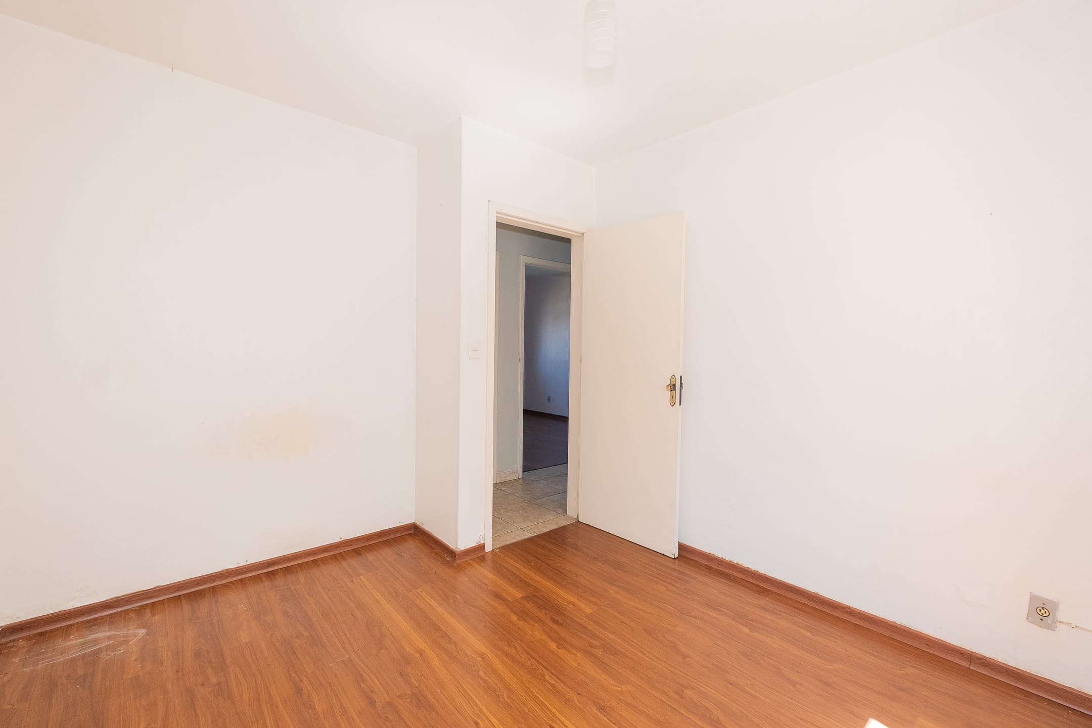 Apartamento à venda na Zona Norte de Pelotas - com 118 m², 3 quartos, ótima posição solar e vaga coberta. - 12