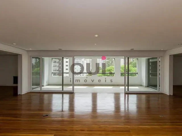 Apartamento com 380m² 3 quartos e 3 banheiros, à venda, no bairro Jardim Londrina em São Paulo