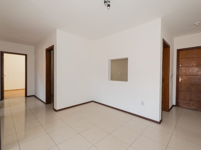 Foto do Apartamento - Apartamento para venda e locação no Edifício Dona Erna, Centro - com 106 m², 3 quartos, piso laminado e vaga coberta. | UP Imóveis