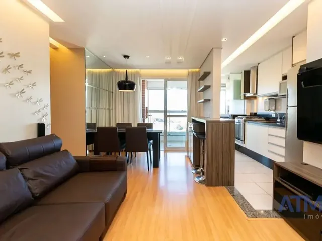 Apartamento 3 quartos e 2 banheiros, para alugar, no bairro Campo Comprido em Curitiba