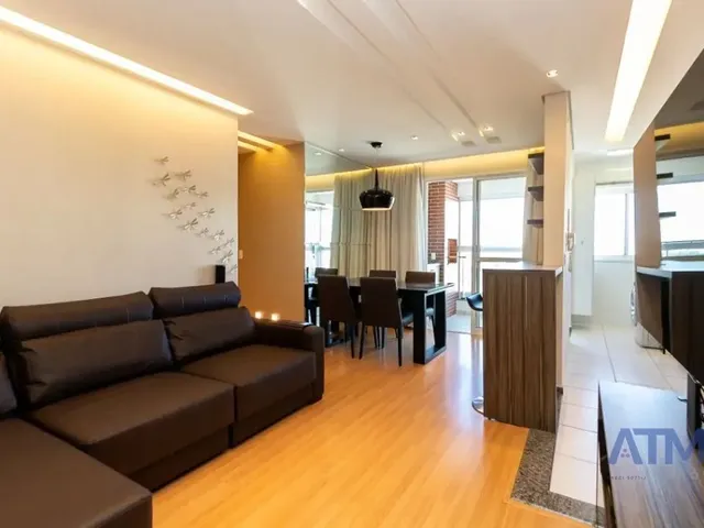 Apartamento 3 quartos e 2 banheiros, para alugar, no bairro Campo Comprido em Curitiba