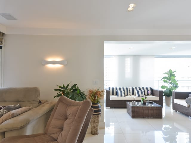 Foto do Apartamento - Apartamento à venda com 162m², 3 suítes, 3 vagas, varanda gourmet e lazer na Vila Mariana | Paulista Imóveis.