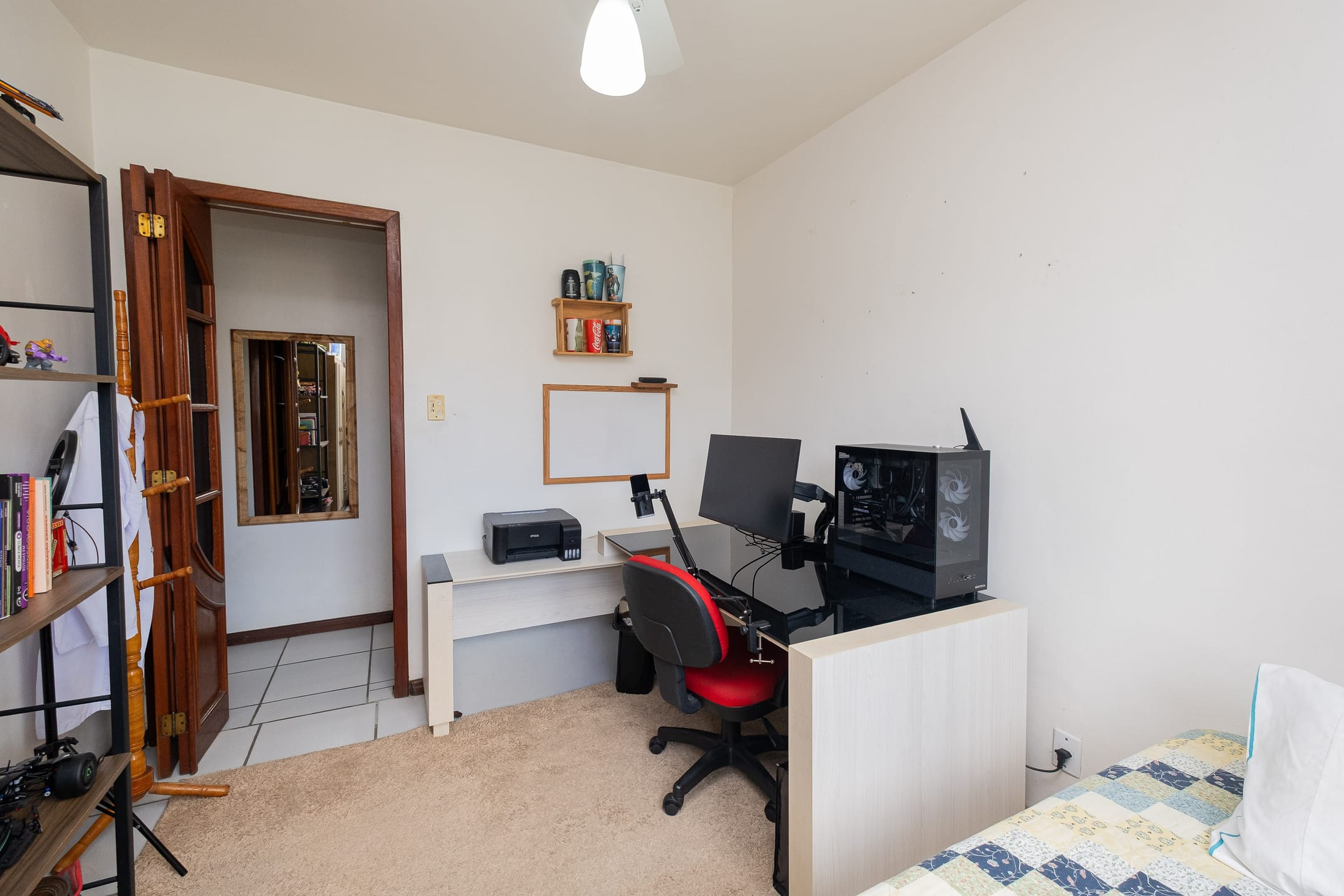 Apartamento à venda no Condomínio Messina, Areal - com 79 m², 2 quartos, cozinha com armários e vaga coberta. - 7