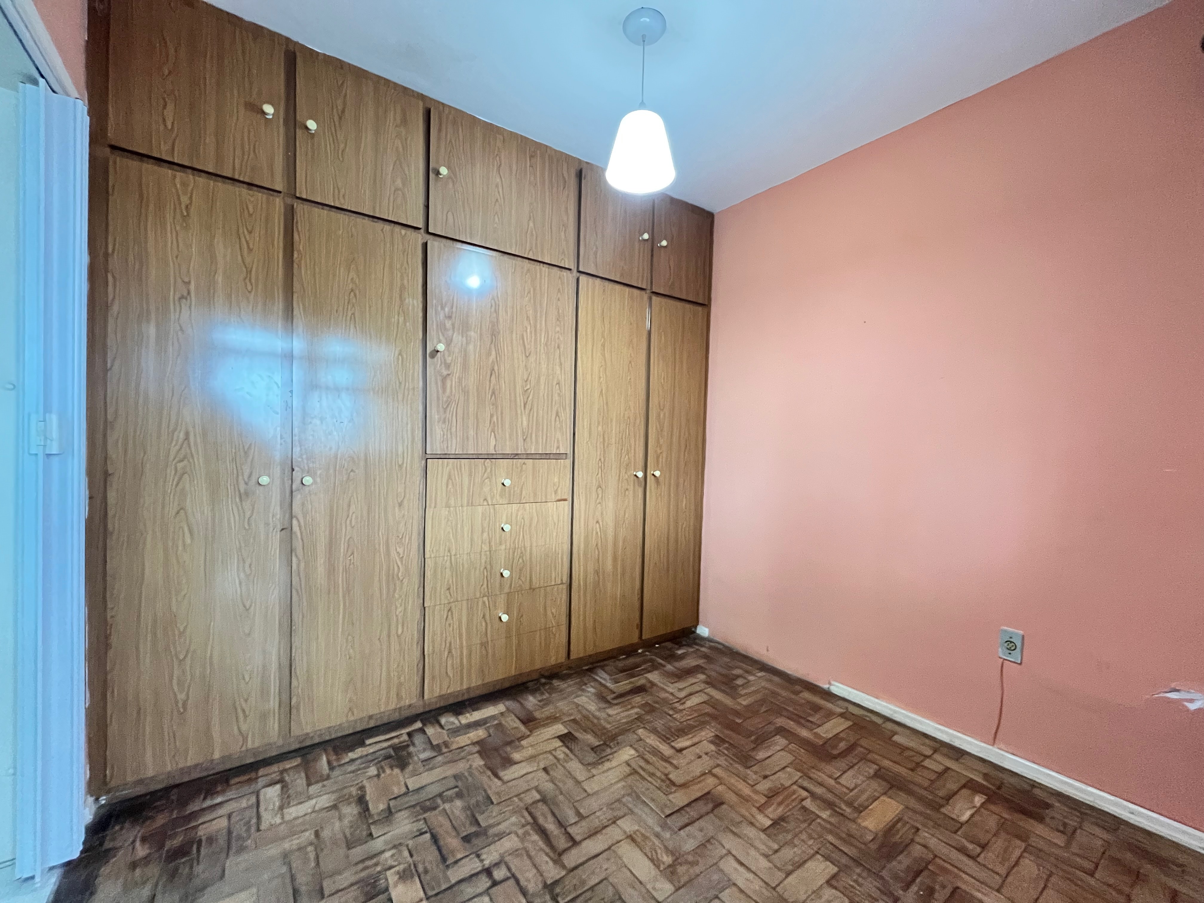 Apartamento à venda no centro de Pelotas - com 139 m², 3 quartos, sala ampla, armários instalados e ótima posição solar. - 11