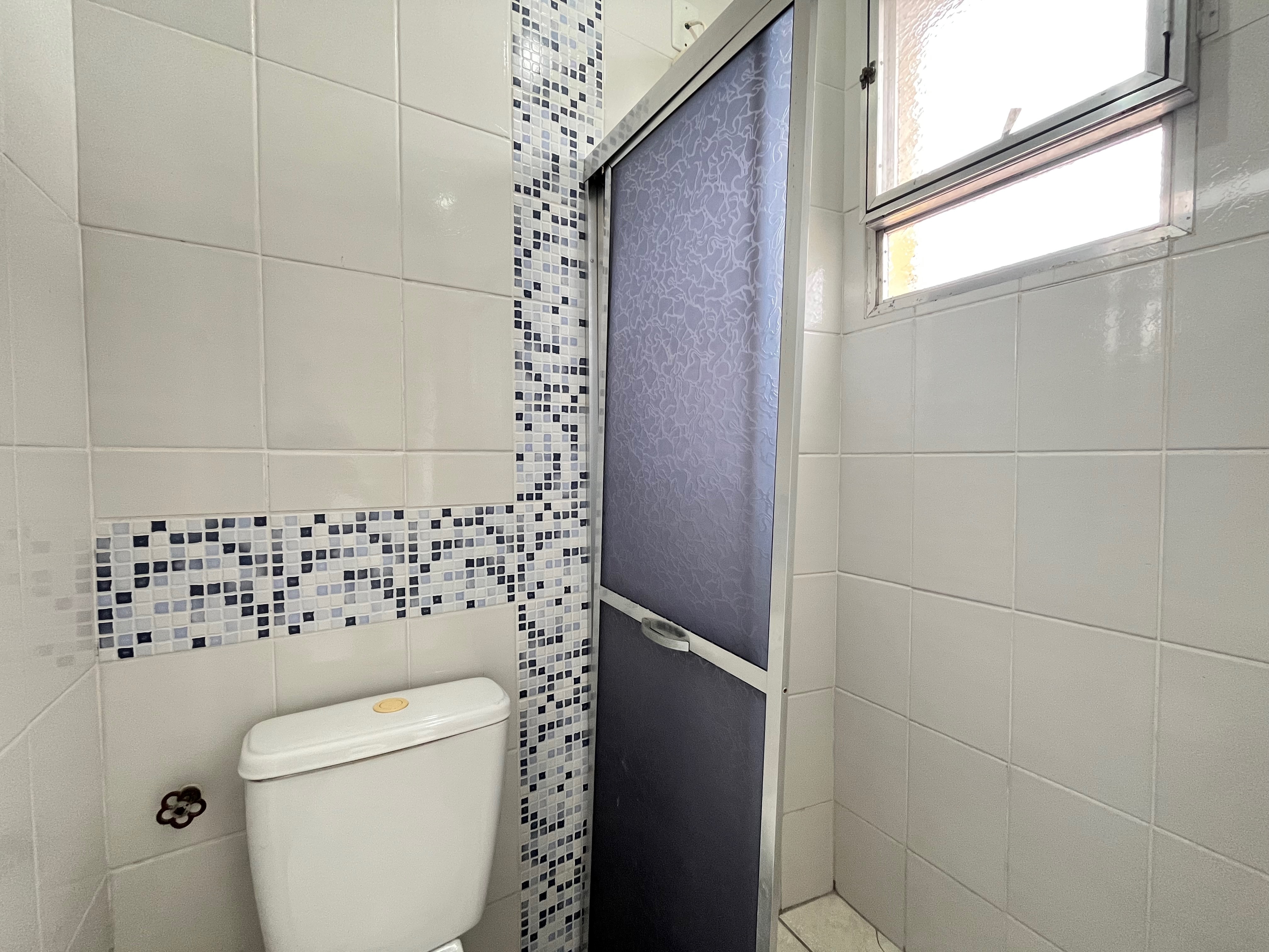 Apartamento à venda no centro de Pelotas - com 139 m², 3 quartos, sala ampla, armários instalados e ótima posição solar. - 7