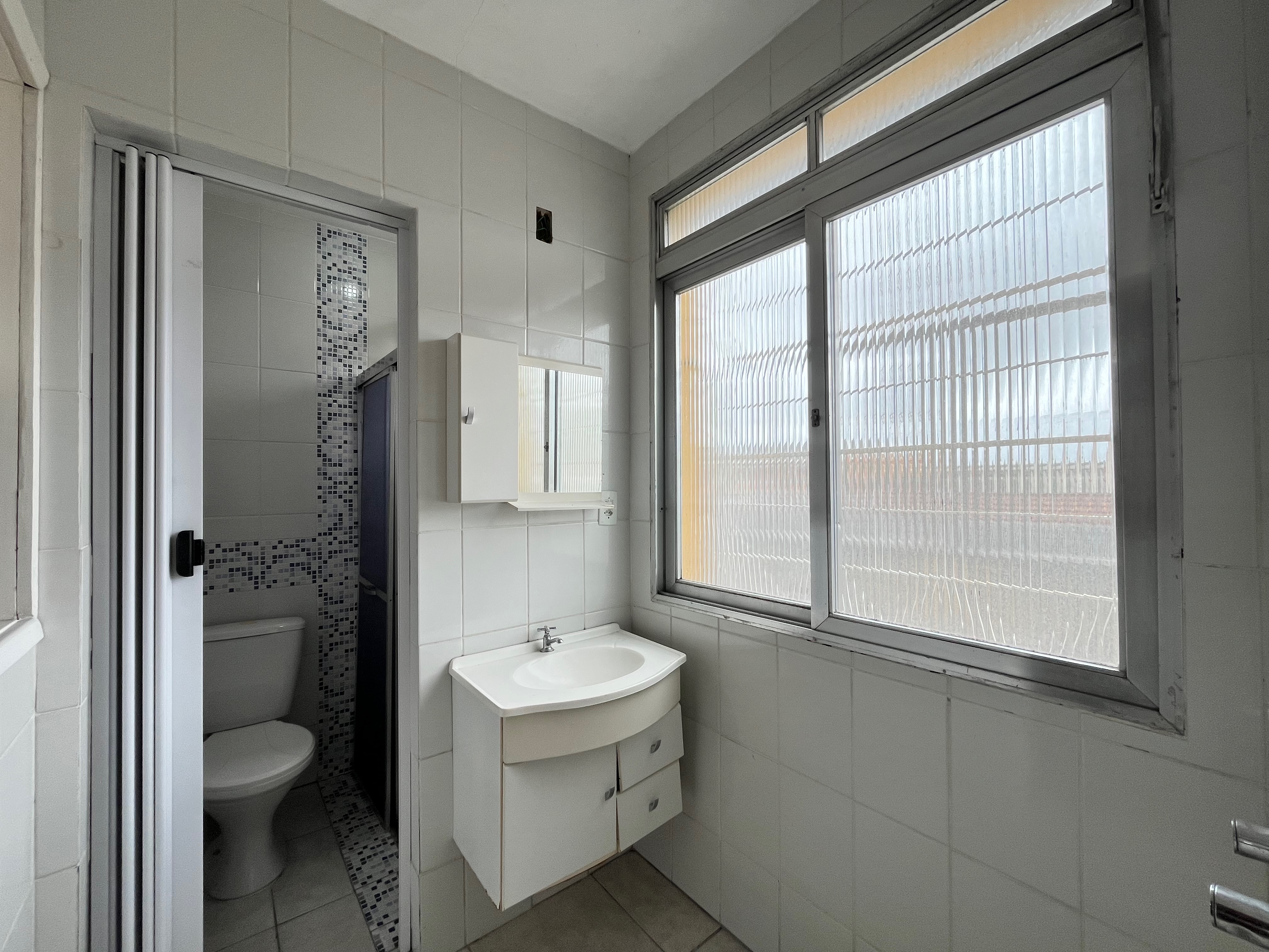Apartamento à venda no centro de Pelotas - com 139 m², 3 quartos, sala ampla, armários instalados e ótima posição solar. - 6