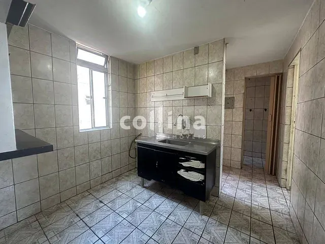 Apartamento 3 quartos e 1 banheiro, para alugar, no bairro Conjunto Habitacional Presidente Castelo Branco em Carapicuíba