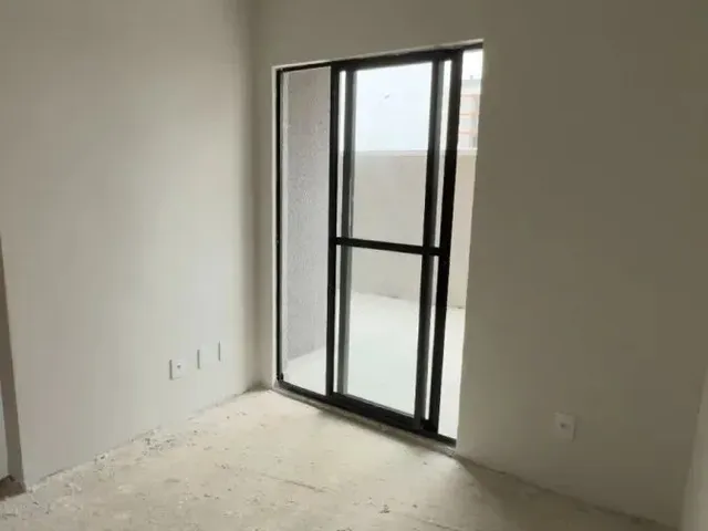 Apartamento 3 quartos e 2 banheiros, à venda, no bairro Cidade Industrial em Curitiba