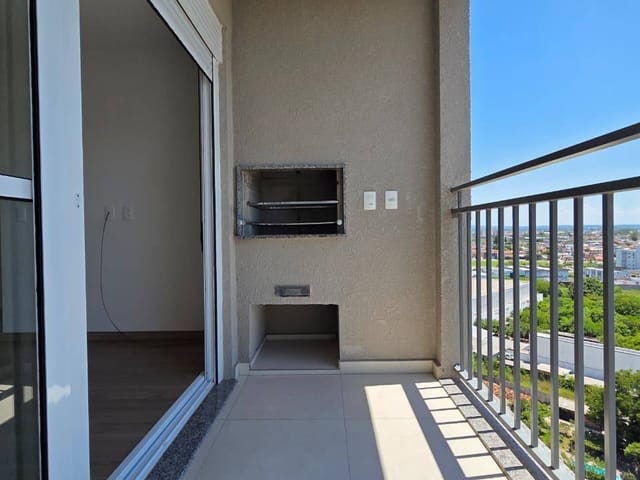 Apartamento 3 quartos e 2 banheiros, à venda, no bairro Areal em Pelotas