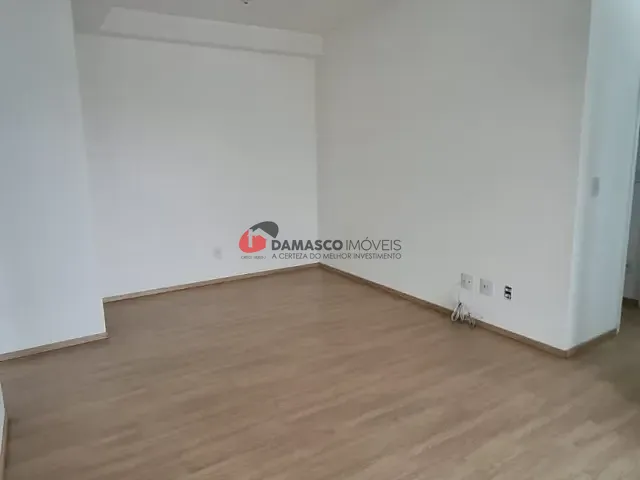 Apartamento 2 quartos e 2 banheiros, para alugar, no bairro Fundação em São Caetano do Sul
