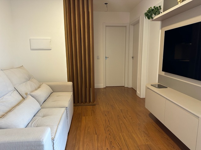 Foto do Apartamento - Apartamento à venda no Connect JK - com 50 m², 2 quartos (sendo 1 suíte), móveis planejados e sacada com churrasqueira. | UP Imóveis