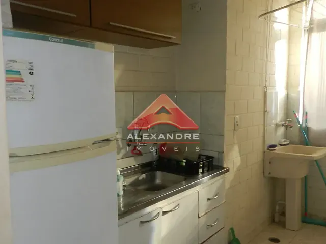 Apartamento 2 quartos e 1 banheiro, para alugar, no bairro Vila Industrial em São José dos Campos