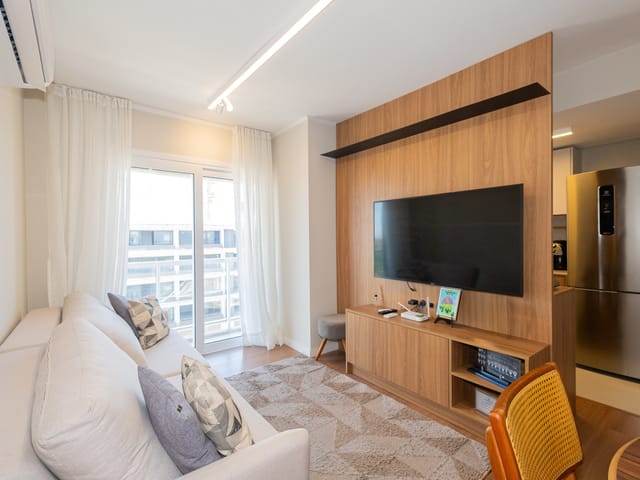 Foto do Apartamento - Apartamento à venda no Viver Quartier - com 69 m², 2 quartos (sendo 1 suíte), cozinha planejada e andar alto com sacada. | UP Imóveis