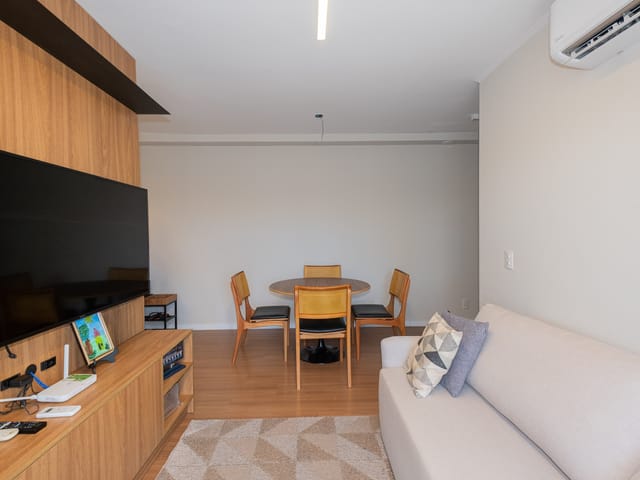 Foto do Apartamento - Apartamento à venda no Viver Quartier - com 69 m², 2 quartos (sendo 1 suíte), cozinha planejada e andar alto com sacada. | UP Imóveis
