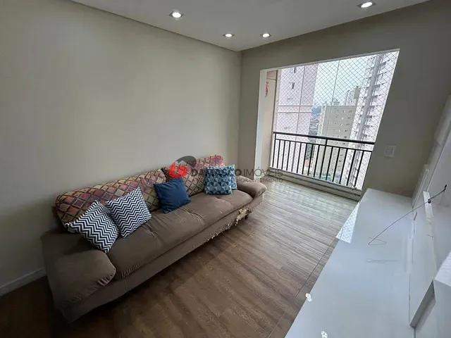 Apartamento 2 quartos e 2 banheiros, para alugar, no bairro Vila Valparaíso em Santo André