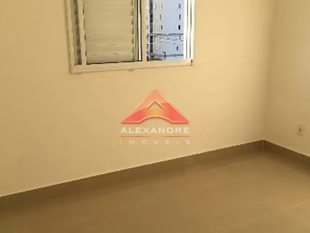 Apartamento 2 quartos e 1 banheiro, à venda, no bairro Jardim Ismênia em São José dos Campos
