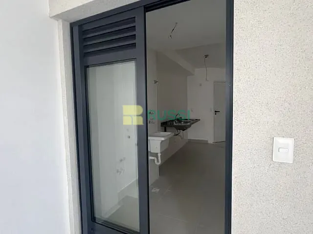 Apartamento 3 quartos e 2 banheiros, à venda, no bairro Condomínio Royal Park em São José dos Campos