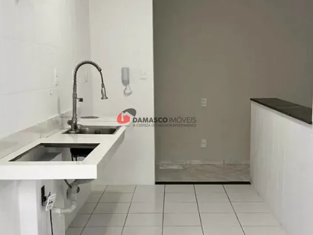 Apartamento 3 quartos e 1 banheiro, à venda, no bairro Jardim Santo André em Santo André