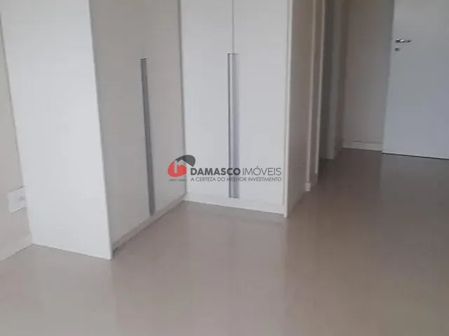 Apartamento com 45m² 2 quartos e 1 banheiro, para alugar, no bairro Vila São Pedro em Santo André