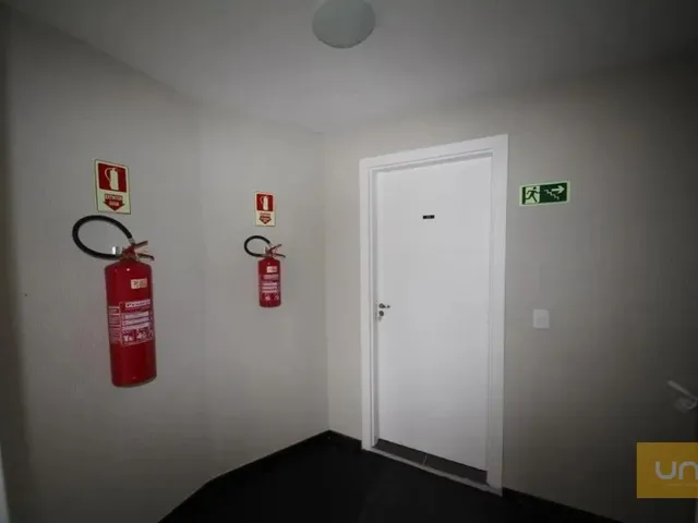 Apartamento 2 quartos e 1 banheiro, para alugar, no bairro Cajuru em Curitiba