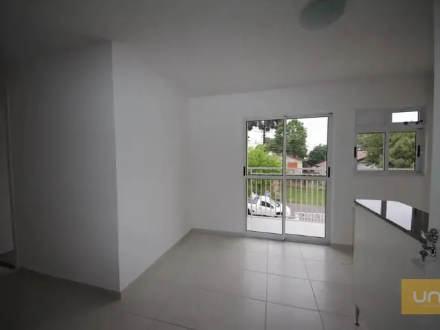 Apartamento 2 quartos e 1 banheiro, para alugar, no bairro Cajuru em Curitiba