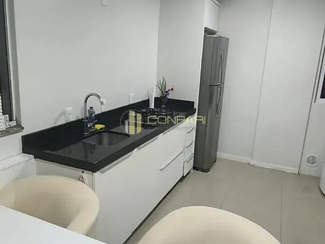 Apartamento 2 quartos e 3 banheiros, para alugar, no bairro Meia Praia em Itapema