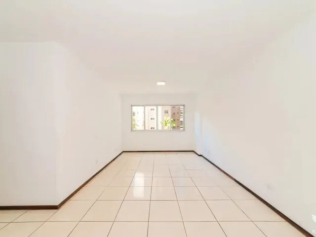 Apartamento 3 quartos e 3 banheiros, para alugar, no bairro Bigorrilho em Curitiba