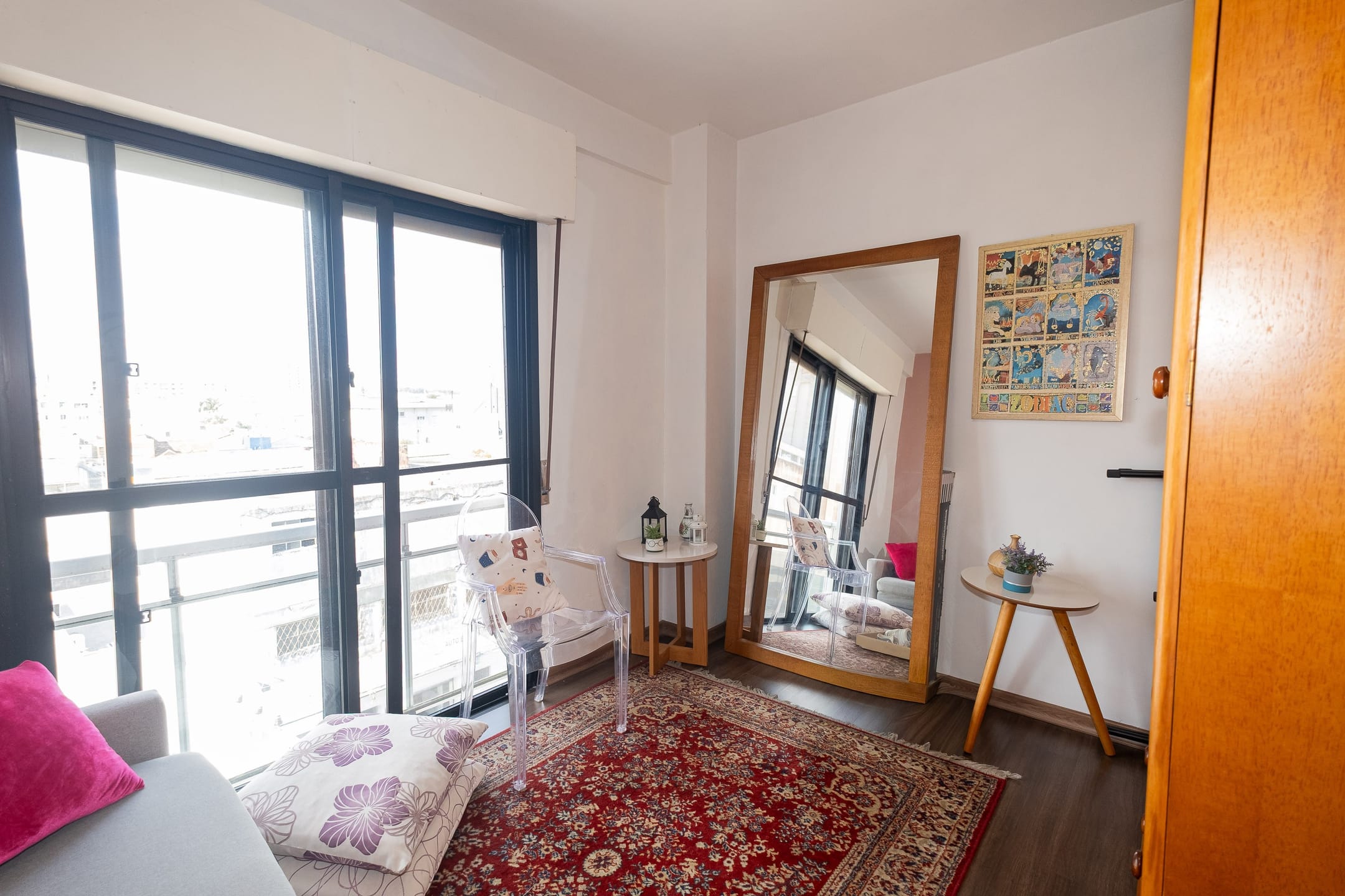 Apartamento à venda no Edifício Felgueiras, Centro - 160 m², 4 quartos (sendo 1 suíte), lareira, sacada e 2 vagas cobertas. - 10