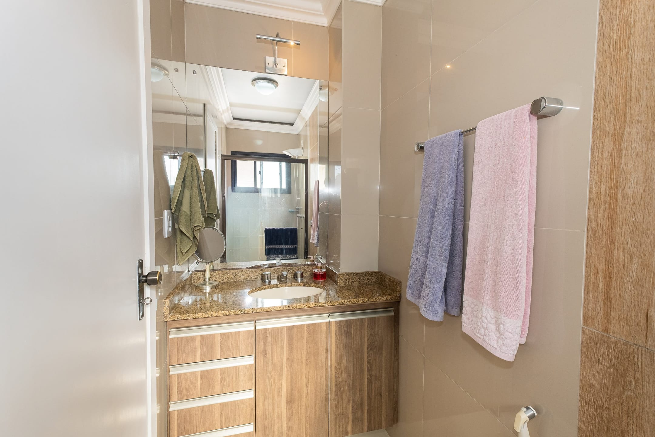 Apartamento à venda no Edifício Felgueiras, Centro - 160 m², 4 quartos (sendo 1 suíte), lareira, sacada e 2 vagas cobertas. - 14