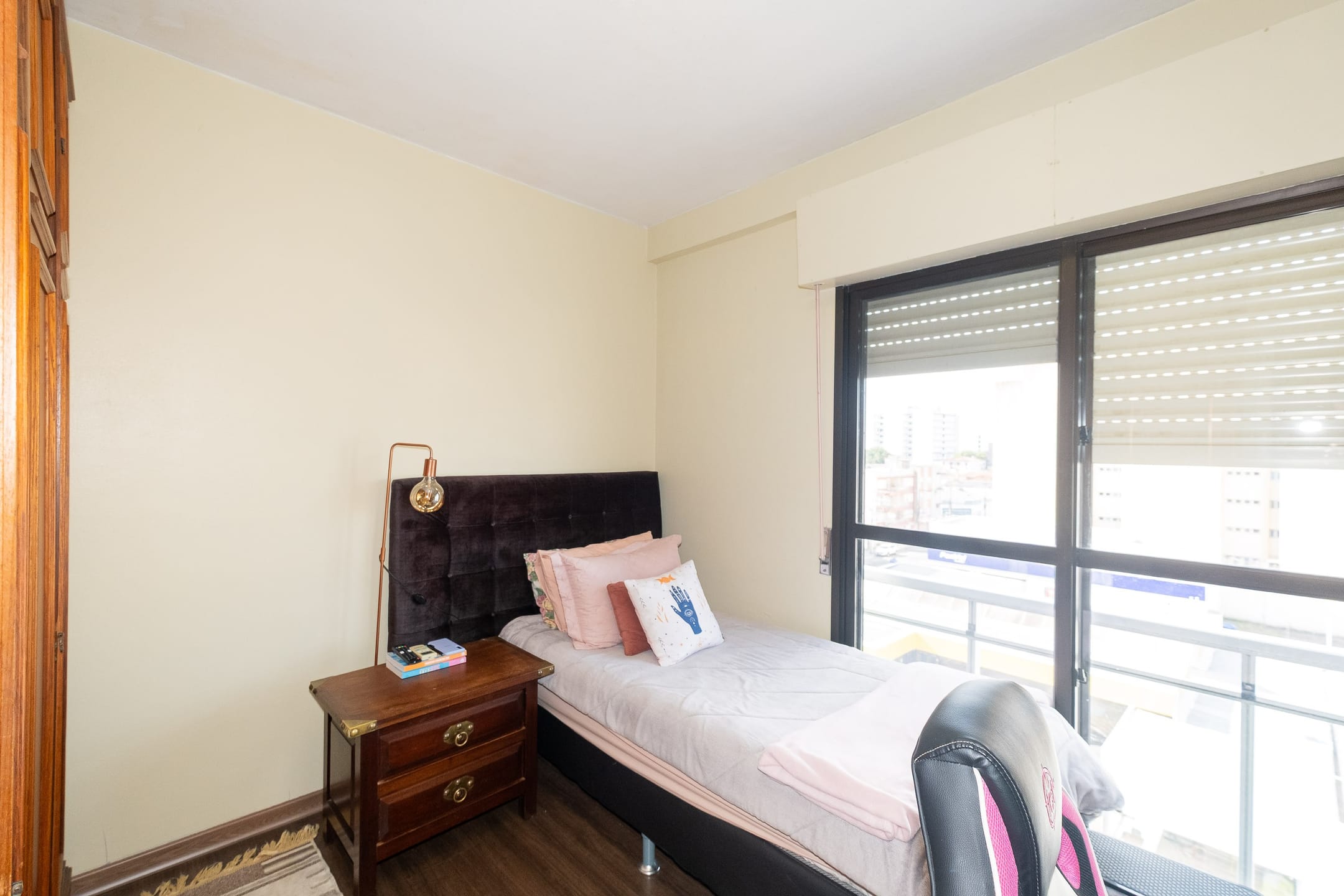 Apartamento à venda no Edifício Felgueiras, Centro - 160 m², 4 quartos (sendo 1 suíte), lareira, sacada e 2 vagas cobertas. - 16