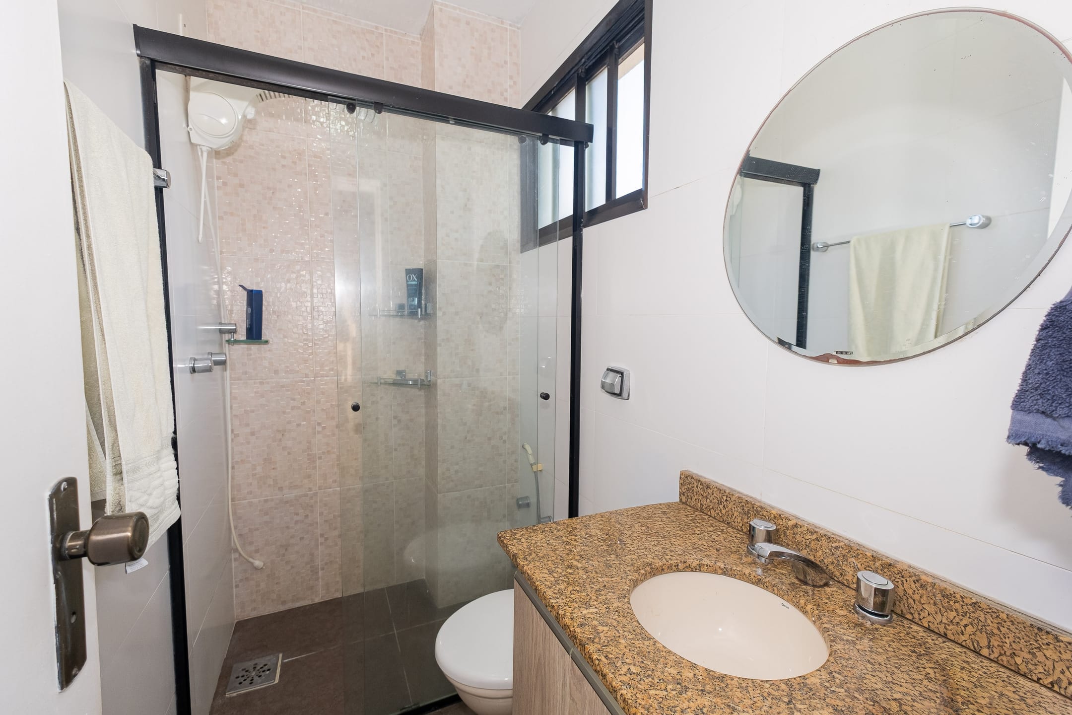 Apartamento à venda no Edifício Felgueiras, Centro - 160 m², 4 quartos (sendo 1 suíte), lareira, sacada e 2 vagas cobertas. - 18
