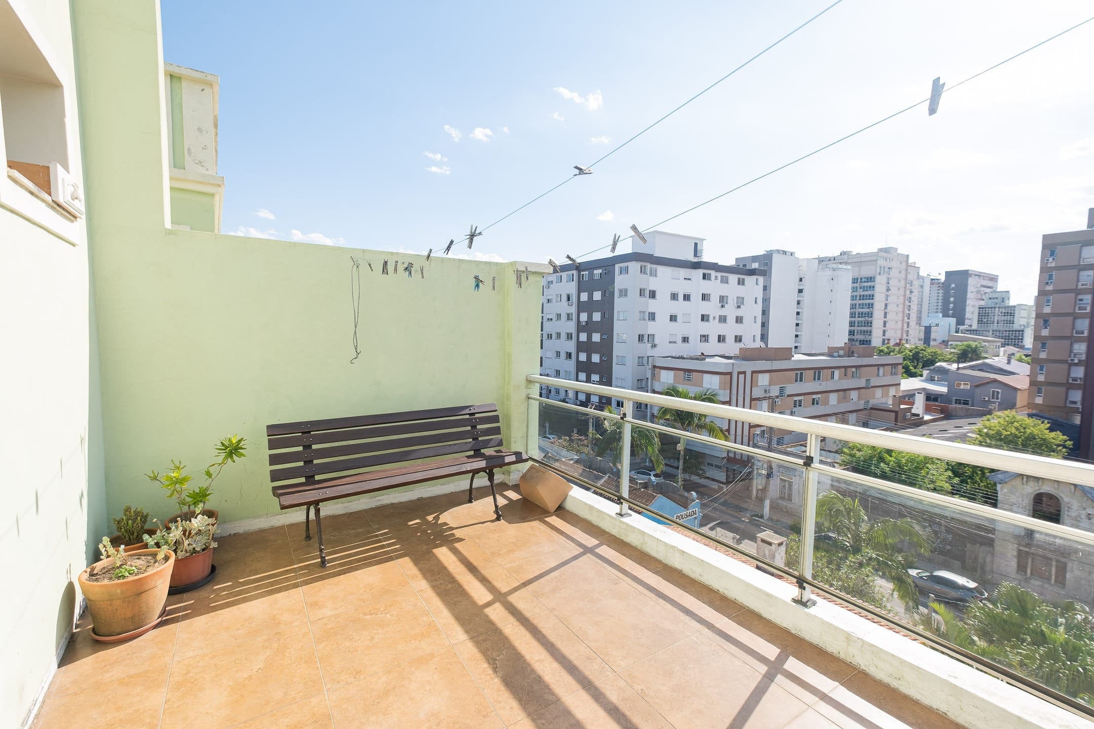 Apartamento à venda no Edifício Felgueiras, Centro - 160 m², 4 quartos (sendo 1 suíte), lareira, sacada e 2 vagas cobertas. - 22