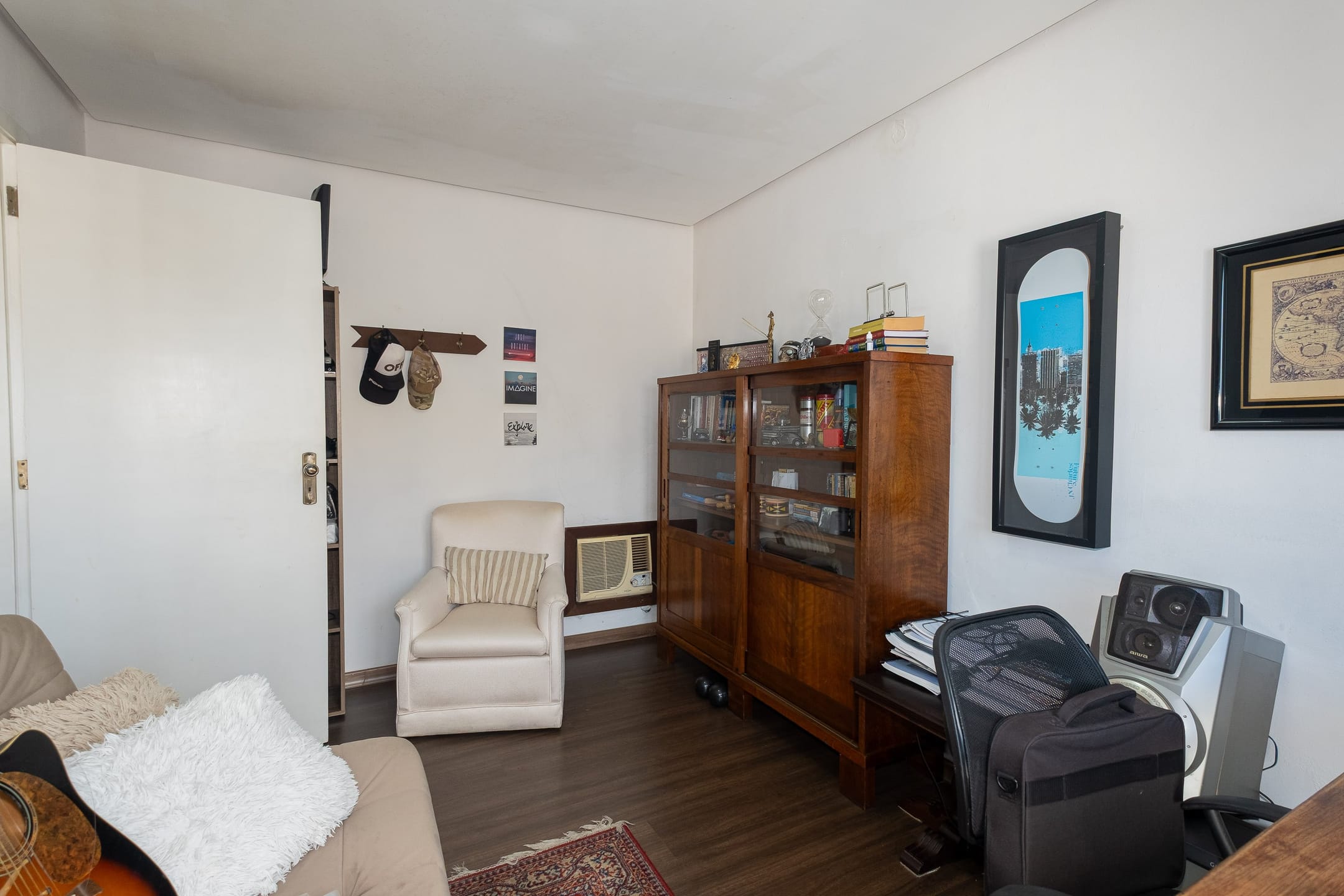 Apartamento à venda no Edifício Felgueiras, Centro - 160 m², 4 quartos (sendo 1 suíte), lareira, sacada e 2 vagas cobertas. - 8