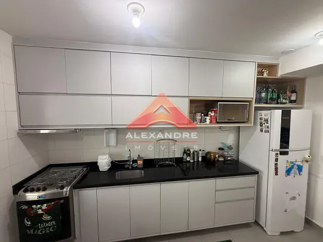Apartamento 3 quartos e 2 banheiros, à venda, no bairro Vila Industrial em São José dos Campos