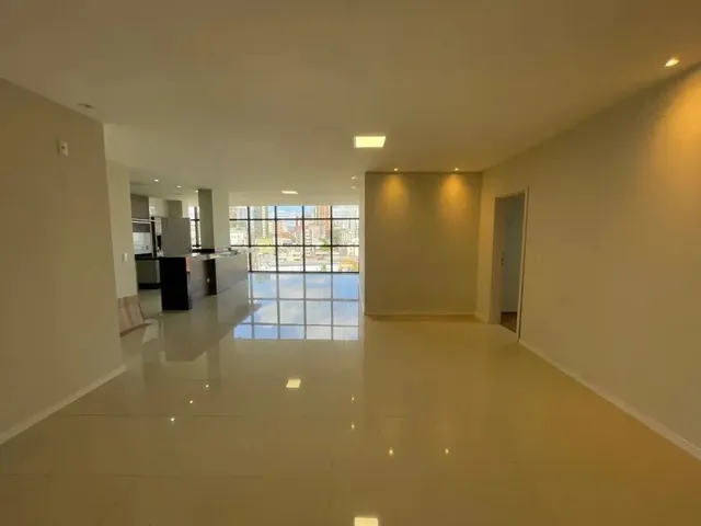 Apartamento 4 quartos e 5 banheiros, à venda, no bairro Olarias em Ponta Grossa
