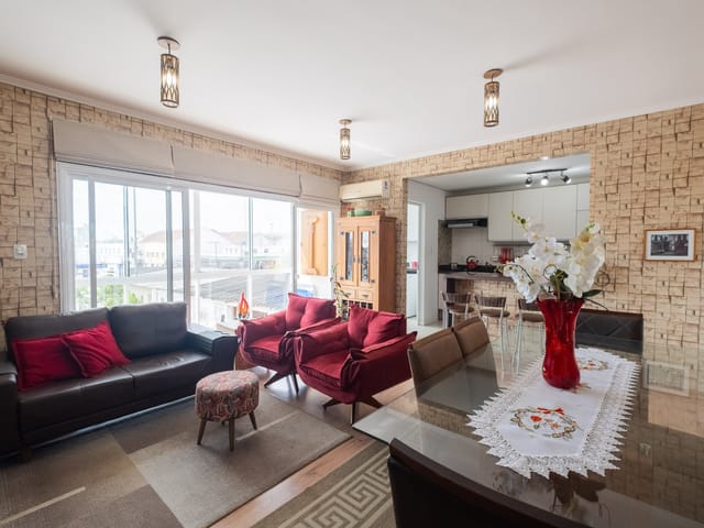 Apartamento com 153m² 3 quartos e 2 banheiros, à venda, no bairro Centro em Pelotas