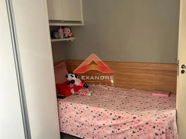 Apartamento 2 quartos e 1 banheiro, à venda, no bairro Vila Tesouro em São José dos Campos