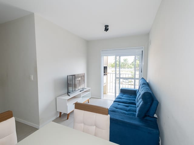 Apartamento com 45m² 2 quartos e 1 banheiro, para alugar, no bairro Areal em Pelotas