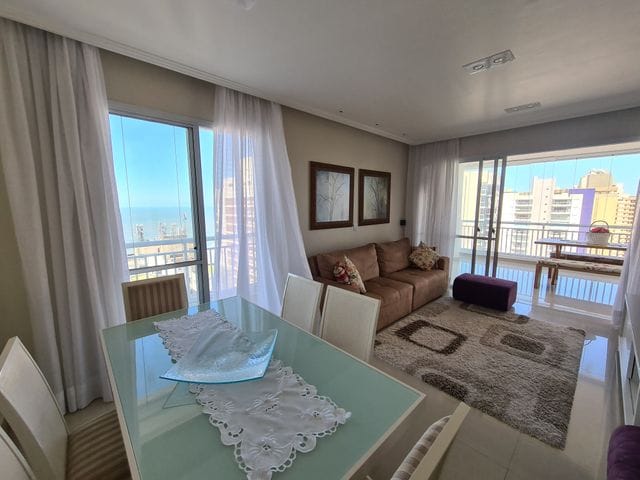 Apartamento com 150m² 3 quartos e 2 banheiros, à venda, no bairro Vila Alzira em Guarujá