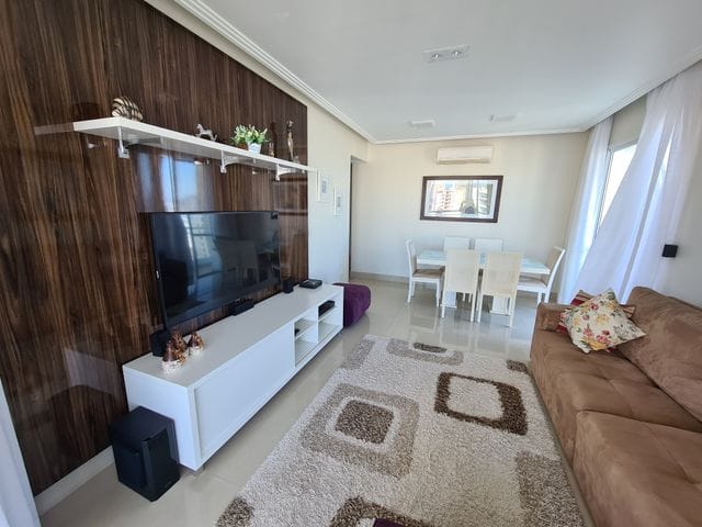 Apartamento com 150m² 3 quartos e 2 banheiros, à venda, no bairro Vila Alzira em Guarujá