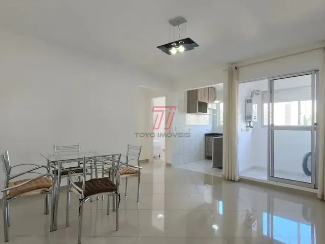 Apartamento 2 quartos e 1 banheiro, para alugar, no bairro Portão em Curitiba