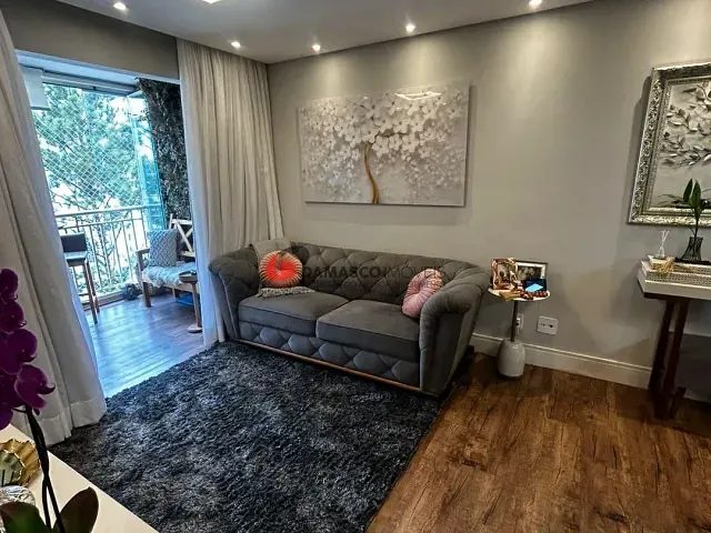 Apartamento 3 quartos e 2 banheiros, à venda, no bairro Vila Paulo Silas em São Paulo