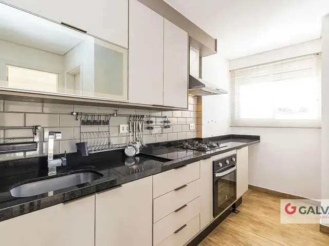 Apartamento 1 quarto e 1 banheiro, para alugar, no bairro Portão em Curitiba
