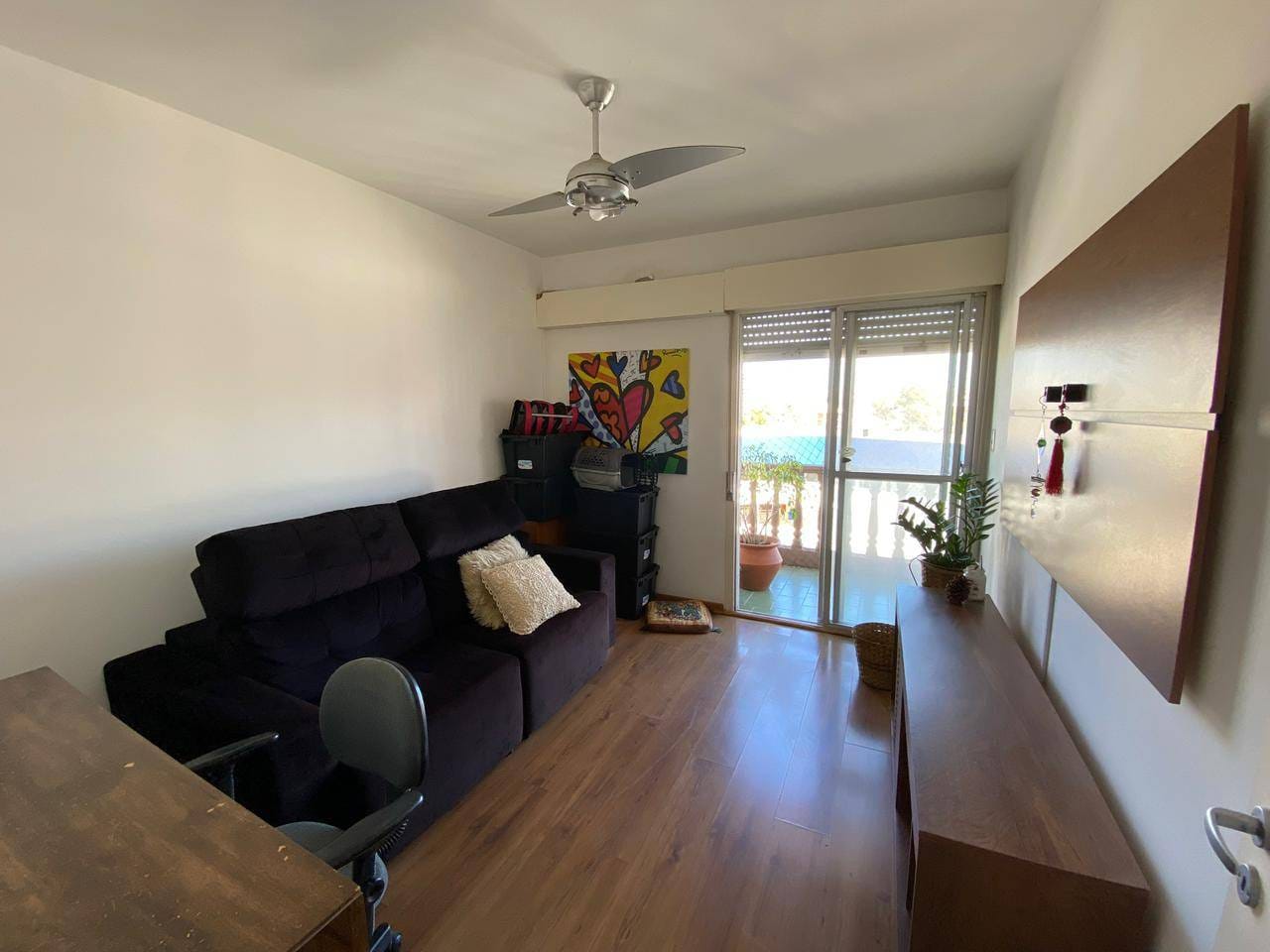 Apartamento à venda no centro de Pelotas - com 150 m², 3 quartos (sendo 1 suíte), cozinha com armários e sacada. - 14