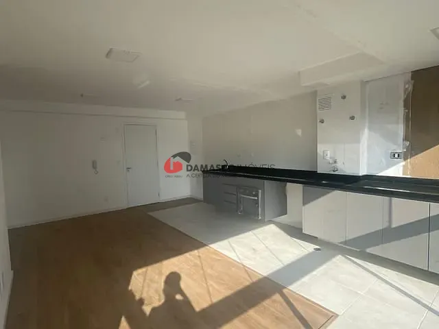 Apartamento com 65m² 3 quartos e 2 banheiros, para alugar, no bairro Vila Assunção em Santo André