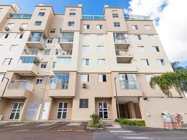 Apartamento 2 quartos e 1 banheiro, para alugar, no bairro Xaxim em Curitiba